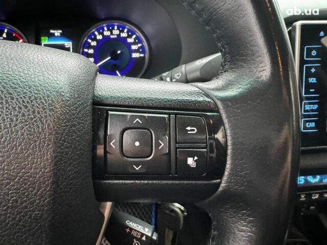 Сірий Тойота Хайлюкс, об'ємом двигуна 2.4 л та пробігом 188 тис. км за 24490 $, фото 16 на Automoto.ua