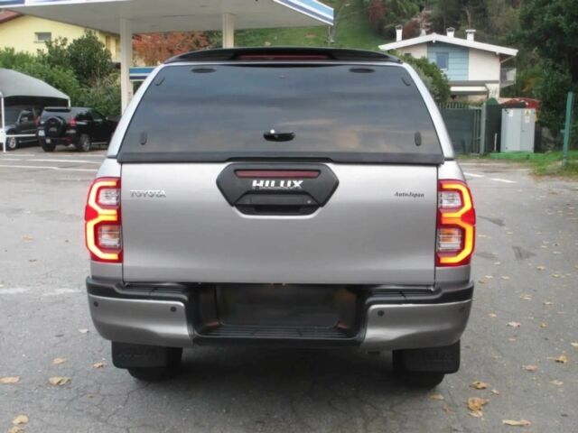 Серый Тойота Хайлюкс, объемом двигателя 2.8 л и пробегом 24 тыс. км за 13000 $, фото 4 на Automoto.ua