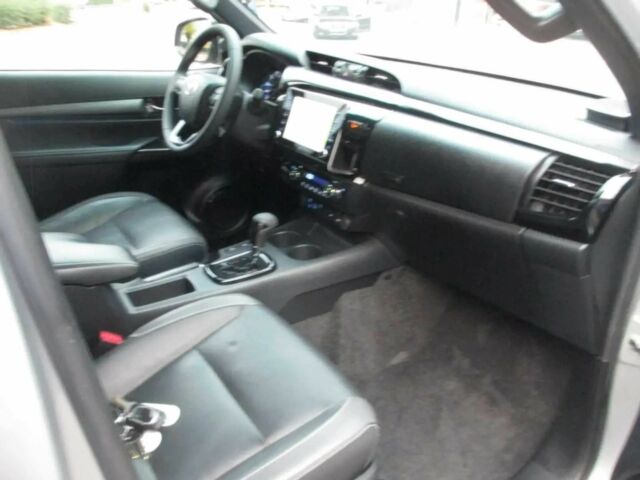 Серый Тойота Хайлюкс, объемом двигателя 2.8 л и пробегом 24 тыс. км за 13000 $, фото 7 на Automoto.ua