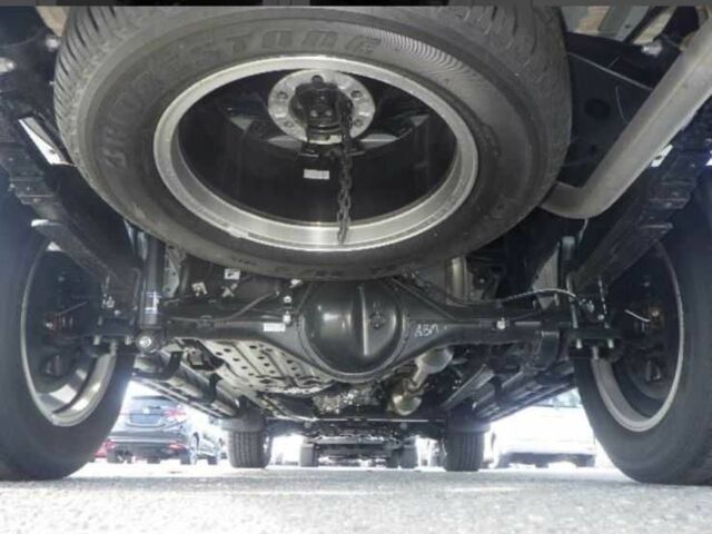 Серый Тойота Хайлюкс, объемом двигателя 2.4 л и пробегом 3 тыс. км за 40788 $, фото 6 на Automoto.ua