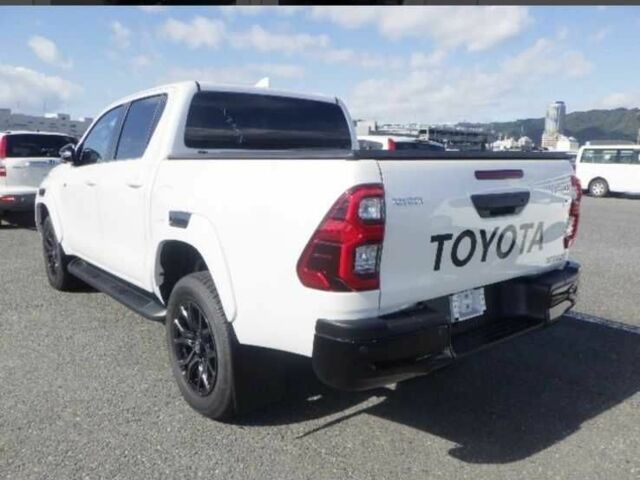 Серый Тойота Хайлюкс, объемом двигателя 2.4 л и пробегом 3 тыс. км за 40788 $, фото 13 на Automoto.ua