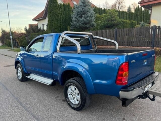 Синий Тойота Хайлюкс, объемом двигателя 2.5 л и пробегом 253 тыс. км за 3700 $, фото 4 на Automoto.ua