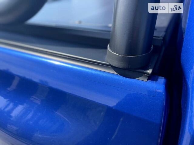 Синий Тойота Хайлюкс, объемом двигателя 2.39 л и пробегом 175 тыс. км за 29000 $, фото 24 на Automoto.ua