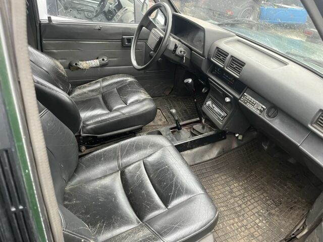 Зеленый Тойота Хайлюкс, объемом двигателя 2.4 л и пробегом 300 тыс. км за 2500 $, фото 8 на Automoto.ua