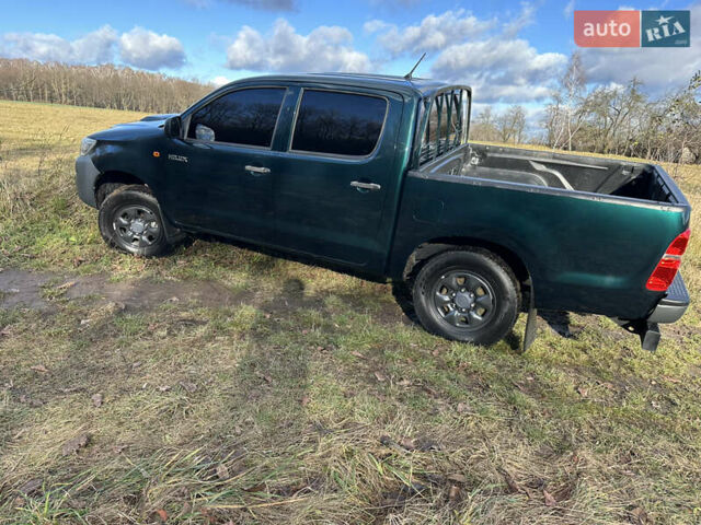 Зелений Тойота Хайлюкс, об'ємом двигуна 2.4 л та пробігом 134 тис. км за 18300 $, фото 2 на Automoto.ua