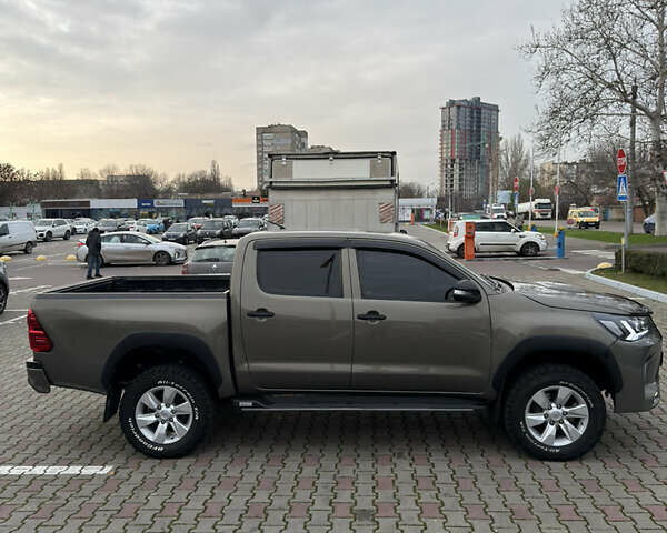 Зеленый Тойота Хайлюкс, объемом двигателя 2.4 л и пробегом 188 тыс. км за 24500 $, фото 7 на Automoto.ua