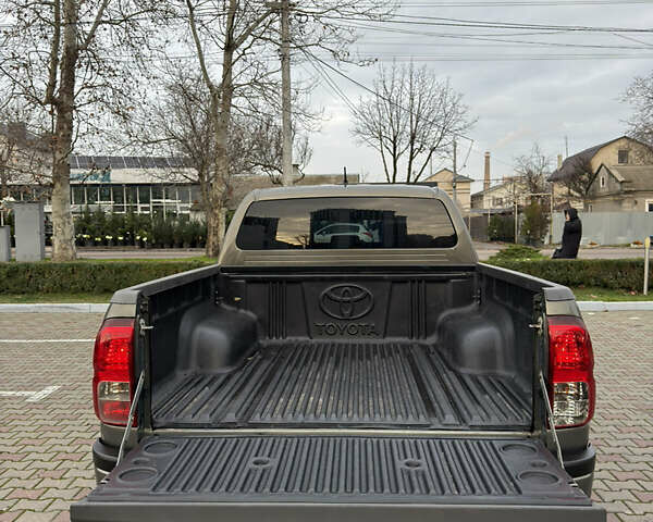 Зеленый Тойота Хайлюкс, объемом двигателя 2.4 л и пробегом 188 тыс. км за 24500 $, фото 9 на Automoto.ua