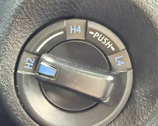 Зелений Тойота Хайлюкс, об'ємом двигуна 2.39 л та пробігом 87 тис. км за 35555 $, фото 20 на Automoto.ua