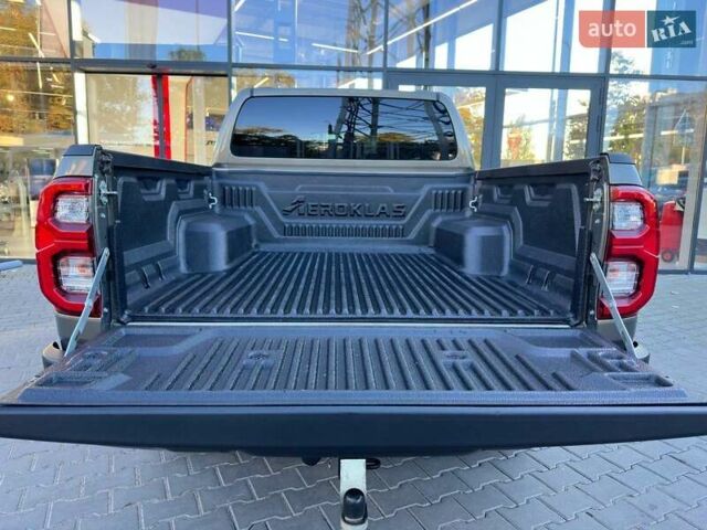 Зеленый Тойота Хайлюкс, объемом двигателя 2.76 л и пробегом 94 тыс. км за 46500 $, фото 15 на Automoto.ua