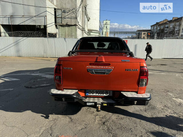 Помаранчевий Тойота Хайлюкс, об'ємом двигуна 2.39 л та пробігом 157 тис. км за 29800 $, фото 4 на Automoto.ua