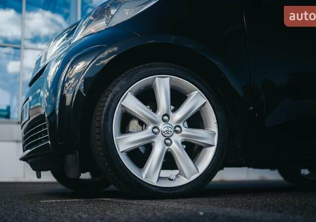 Черный Тойота АйКью, объемом двигателя 1 л и пробегом 34 тыс. км за 6000 $, фото 8 на Automoto.ua