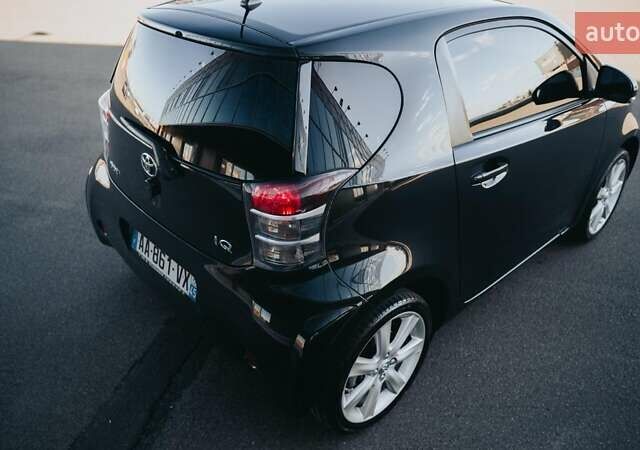 Черный Тойота АйКью, объемом двигателя 1 л и пробегом 34 тыс. км за 6000 $, фото 18 на Automoto.ua