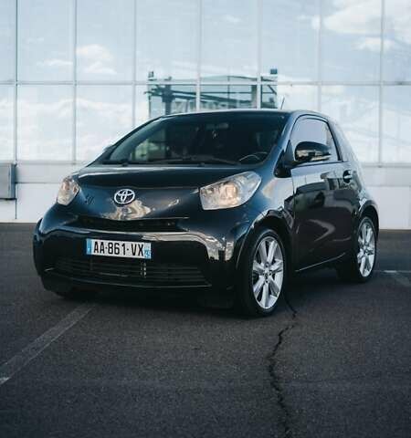 Черный Тойота АйКью, объемом двигателя 1 л и пробегом 34 тыс. км за 6000 $, фото 12 на Automoto.ua