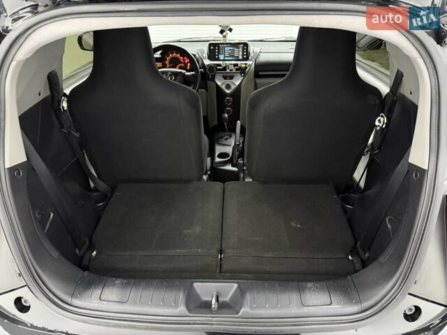 Чорний Тойота АйКью, об'ємом двигуна 1.33 л та пробігом 160 тис. км за 6999 $, фото 21 на Automoto.ua