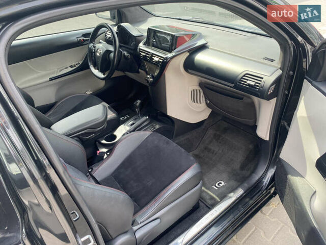 Черный Тойота АйКью, объемом двигателя 1.33 л и пробегом 98 тыс. км за 8900 $, фото 12 на Automoto.ua