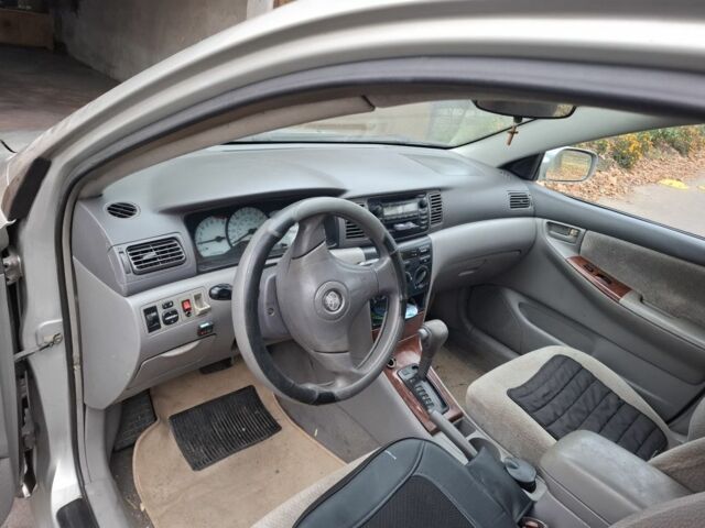 Серый Тойота АйКью, объемом двигателя 0 л и пробегом 300 тыс. км за 3500 $, фото 1 на Automoto.ua