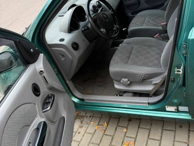 Тойота Інова, об'ємом двигуна 5 л та пробігом 2 тис. км за 2500 $, фото 11 на Automoto.ua