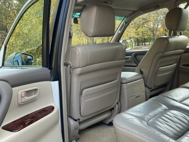 Білий Тойота Ленд Крузер 100, об'ємом двигуна 4.5 л та пробігом 330 тис. км за 15000 $, фото 18 на Automoto.ua