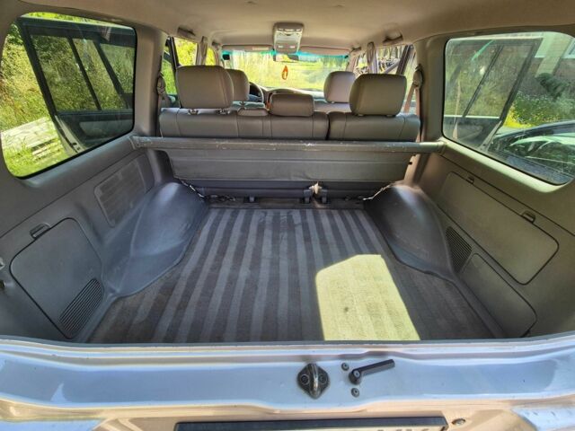 Бежевый Тойота Ленд Крузер 100, объемом двигателя 4.7 л и пробегом 360 тыс. км за 13600 $, фото 10 на Automoto.ua