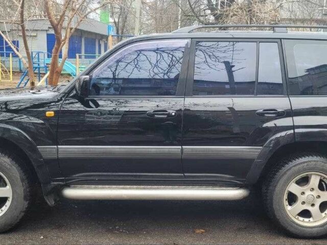 Чорний Тойота Ленд Крузер 100, об'ємом двигуна 4.7 л та пробігом 385 тис. км за 11500 $, фото 7 на Automoto.ua