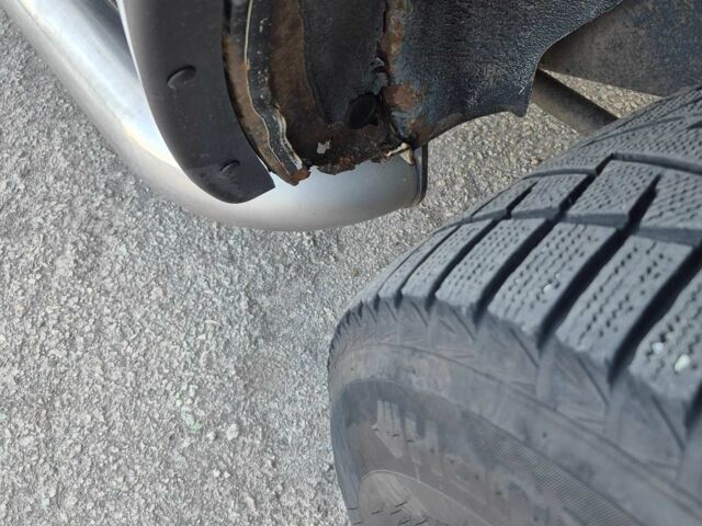 Чорний Тойота Ленд Крузер 100, об'ємом двигуна 4.7 л та пробігом 385 тис. км за 11500 $, фото 11 на Automoto.ua