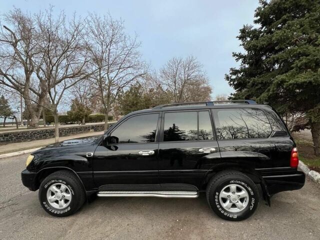 Черный Тойота Ленд Крузер 100, объемом двигателя 0 л и пробегом 429 тыс. км за 10200 $, фото 4 на Automoto.ua