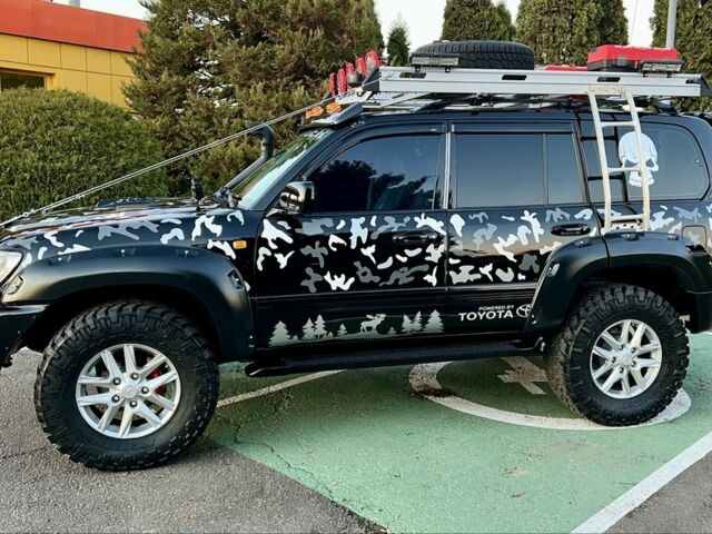 Чорний Тойота Ленд Крузер 100, об'ємом двигуна 4.7 л та пробігом 430 тис. км за 25000 $, фото 1 на Automoto.ua