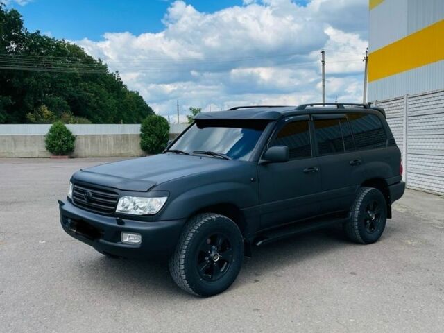 Черный Тойота Ленд Крузер 100, объемом двигателя 4.7 л и пробегом 386 тыс. км за 16800 $, фото 1 на Automoto.ua