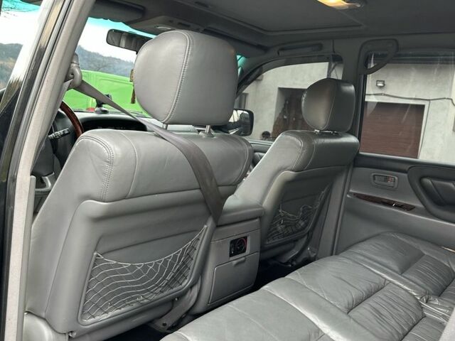 Чорний Тойота Ленд Крузер 100, об'ємом двигуна 4.7 л та пробігом 320 тис. км за 20500 $, фото 10 на Automoto.ua