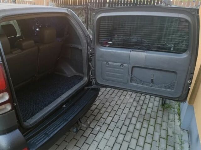 Чорний Тойота Ленд Крузер 100, об'ємом двигуна 3 л та пробігом 230 тис. км за 4100 $, фото 6 на Automoto.ua