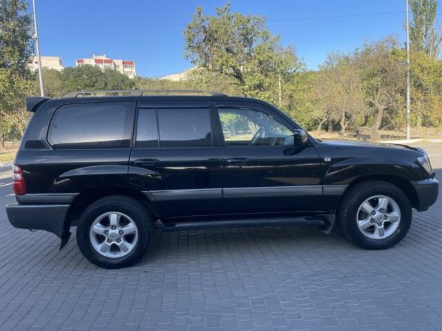 Черный Тойота Ленд Крузер 100, объемом двигателя 4.7 л и пробегом 245 тыс. км за 12200 $, фото 1 на Automoto.ua