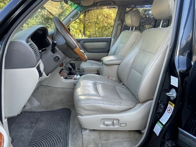 Черный Тойота Ленд Крузер 100, объемом двигателя 4.7 л и пробегом 245 тыс. км за 12200 $, фото 14 на Automoto.ua