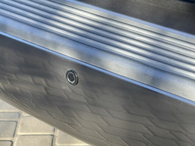 Черный Тойота Ленд Крузер 100, объемом двигателя 4.7 л и пробегом 245 тыс. км за 12200 $, фото 16 на Automoto.ua