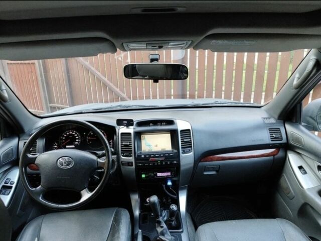 Чорний Тойота Ленд Крузер 100, об'ємом двигуна 3 л та пробігом 230 тис. км за 4100 $, фото 5 на Automoto.ua