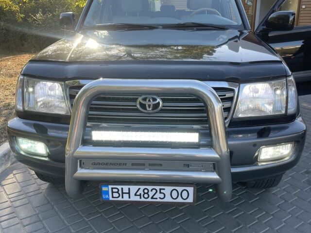 Черный Тойота Ленд Крузер 100, объемом двигателя 4.7 л и пробегом 245 тыс. км за 12200 $, фото 21 на Automoto.ua