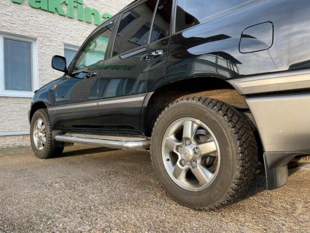 Чорний Тойота Ленд Крузер 100, об'ємом двигуна 3 л та пробігом 256 тис. км за 3450 $, фото 4 на Automoto.ua