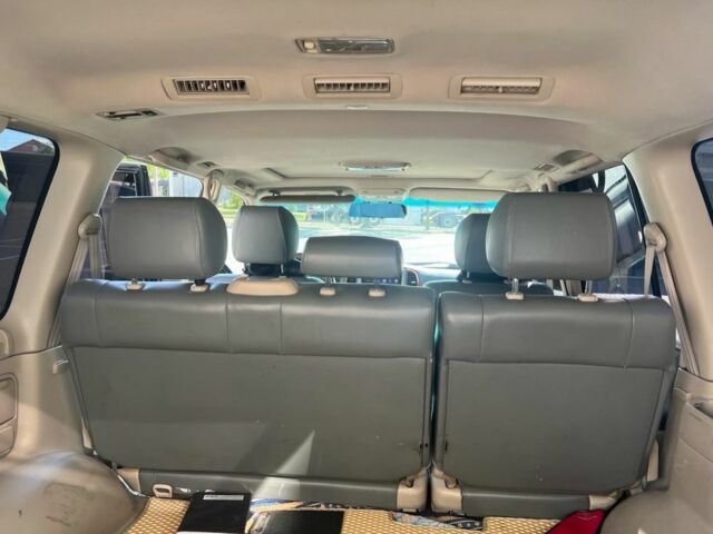 Черный Тойота Ленд Крузер 100, объемом двигателя 4.5 л и пробегом 341 тыс. км за 13499 $, фото 11 на Automoto.ua