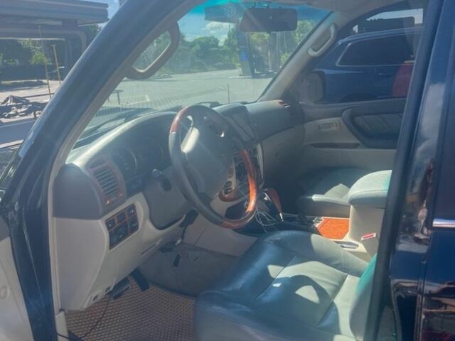 Черный Тойота Ленд Крузер 100, объемом двигателя 4.5 л и пробегом 341 тыс. км за 13499 $, фото 7 на Automoto.ua