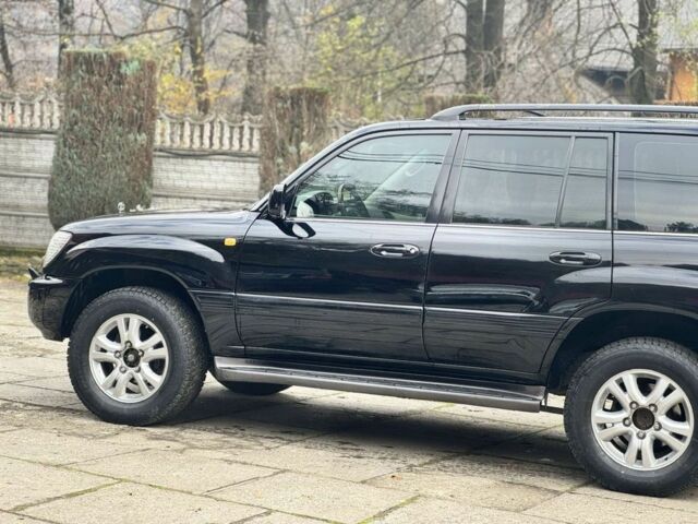 Черный Тойота Ленд Крузер 100, объемом двигателя 4.7 л и пробегом 281 тыс. км за 21474 $, фото 21 на Automoto.ua