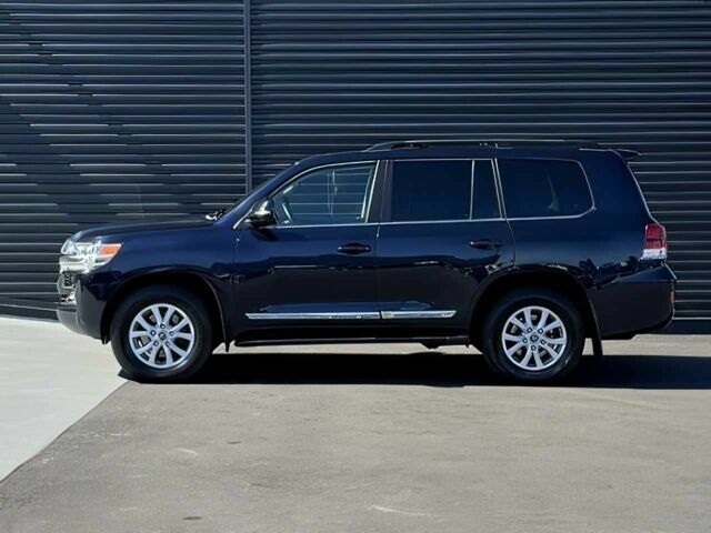 Черный Тойота Ленд Крузер 100, объемом двигателя 5.7 л и пробегом 40 тыс. км за 30000 $, фото 3 на Automoto.ua