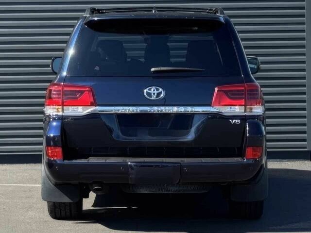 Черный Тойота Ленд Крузер 100, объемом двигателя 5.7 л и пробегом 50 тыс. км за 20000 $, фото 5 на Automoto.ua