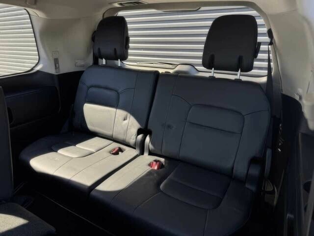 Черный Тойота Ленд Крузер 100, объемом двигателя 5.7 л и пробегом 50 тыс. км за 45000 $, фото 15 на Automoto.ua