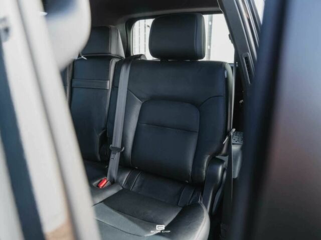 Черный Тойота Ленд Крузер 100, объемом двигателя 5.7 л и пробегом 34 тыс. км за 32000 $, фото 9 на Automoto.ua