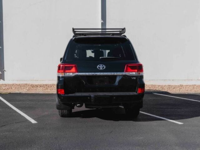 Черный Тойота Ленд Крузер 100, объемом двигателя 5.7 л и пробегом 34 тыс. км за 32000 $, фото 5 на Automoto.ua