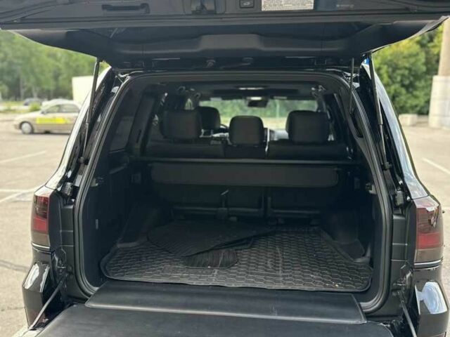 Черный Тойота Ленд Крузер 100, объемом двигателя 4.46 л и пробегом 134 тыс. км за 66000 $, фото 9 на Automoto.ua