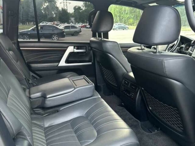 Черный Тойота Ленд Крузер 100, объемом двигателя 4.46 л и пробегом 134 тыс. км за 66000 $, фото 7 на Automoto.ua