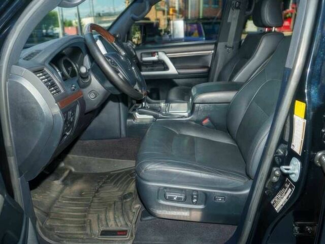 Черный Тойота Ленд Крузер 100, объемом двигателя 5.7 л и пробегом 38 тыс. км за 45000 $, фото 9 на Automoto.ua