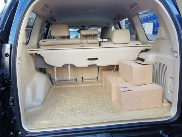 Черный Тойота Ленд Крузер 100, объемом двигателя 2.8 л и пробегом 13 тыс. км за 46000 $, фото 8 на Automoto.ua