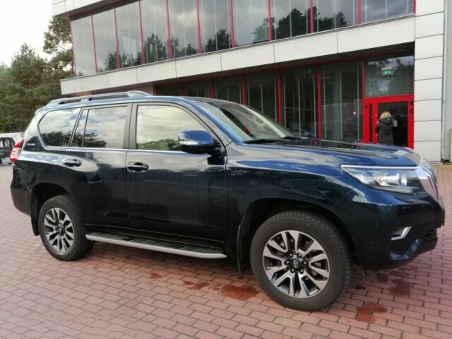 Черный Тойота Ленд Крузер 100, объемом двигателя 2.8 л и пробегом 13 тыс. км за 46000 $, фото 2 на Automoto.ua