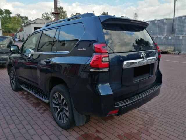 Черный Тойота Ленд Крузер 100, объемом двигателя 2.8 л и пробегом 13 тыс. км за 46000 $, фото 6 на Automoto.ua